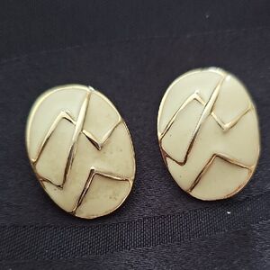 Vintage Clip On Earrings